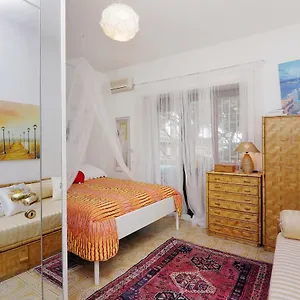 https://a-casa-di-silvana.it-romehotels.com